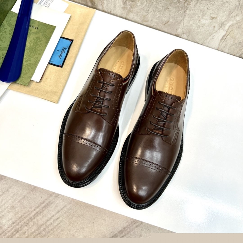 G*u*i leather shoes